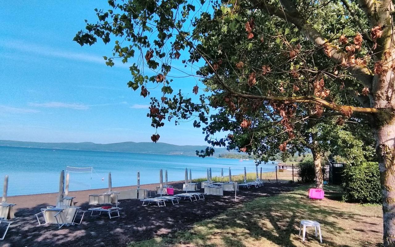 Camping Smeraldo Trevignano Romano Exterior photo